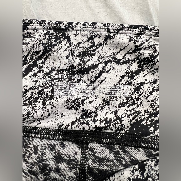 All in Motion Leggings Sz. M - Picture 2 of 9